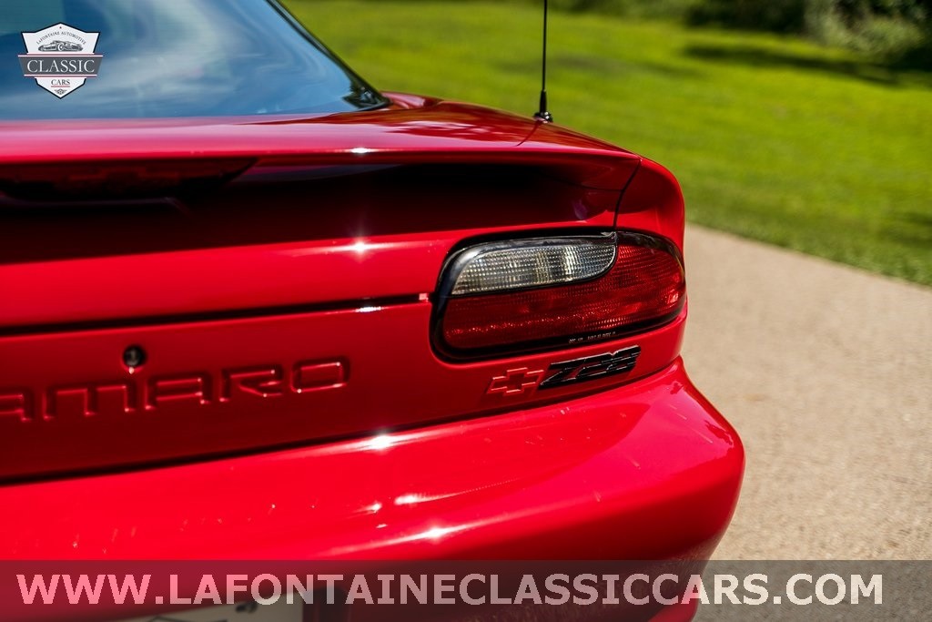 Chevrolet-Camaro-1993-2D-Coupe-24