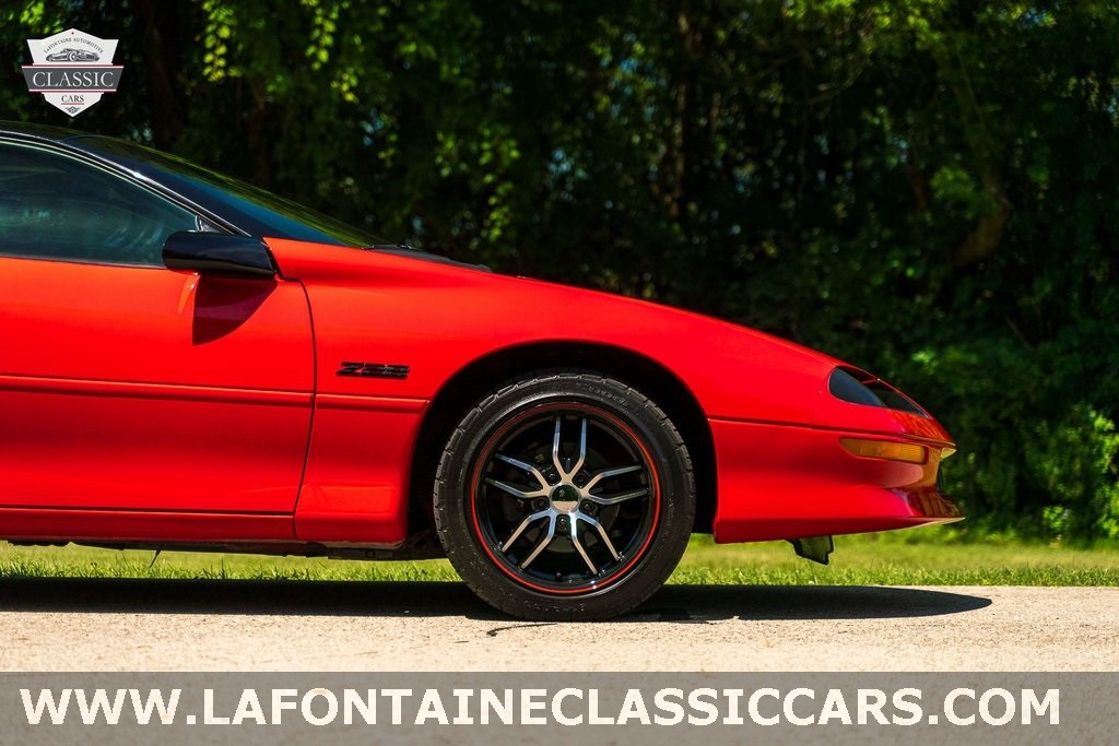 Chevrolet-Camaro-1993-2D-Coupe-31