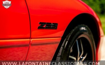 Chevrolet-Camaro-1993-2D-Coupe-37