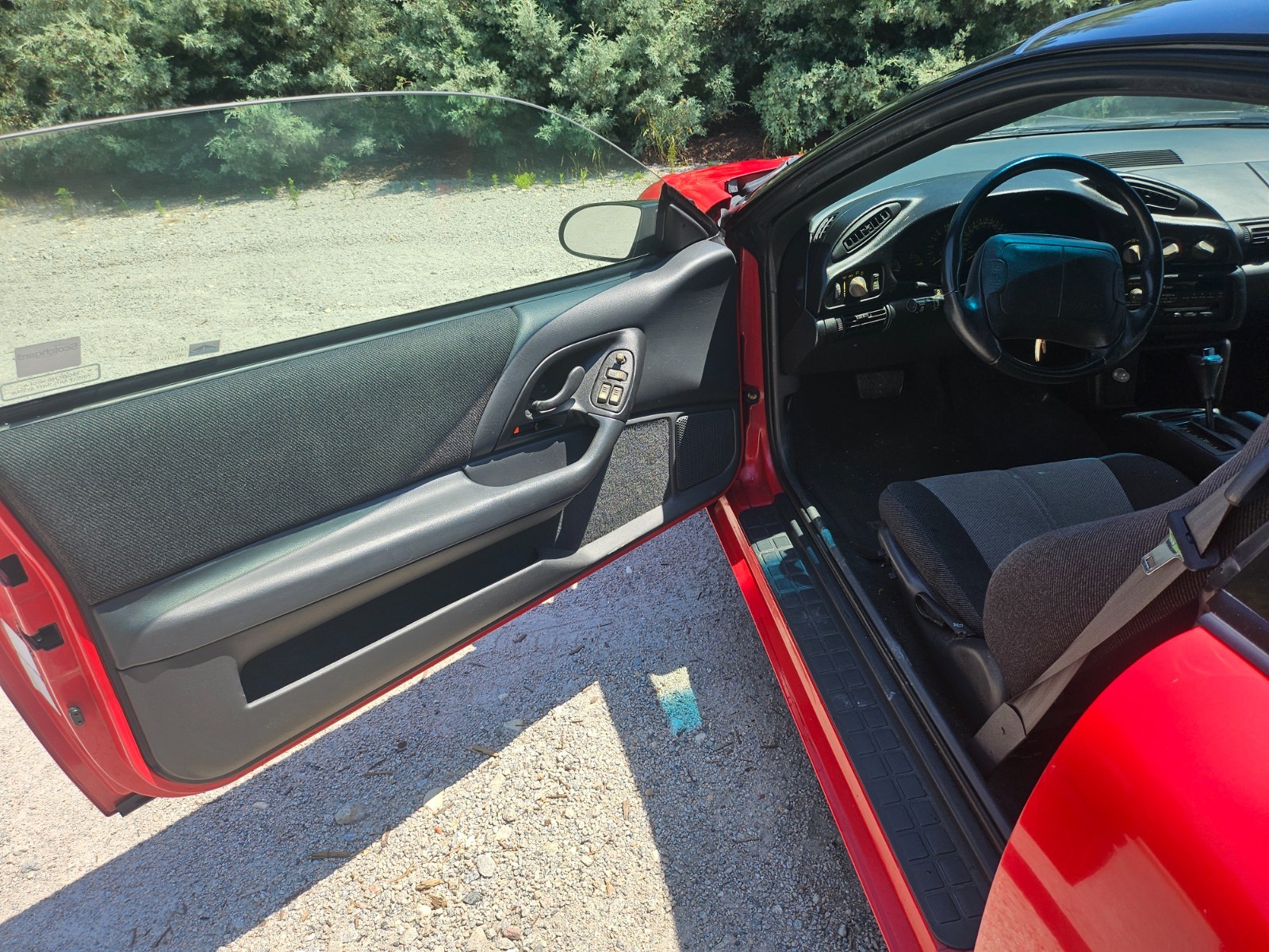 Chevrolet-Camaro-1993-Coupe-11