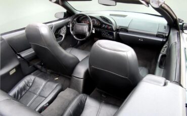 Chevrolet-Camaro-1995-Convertible-11