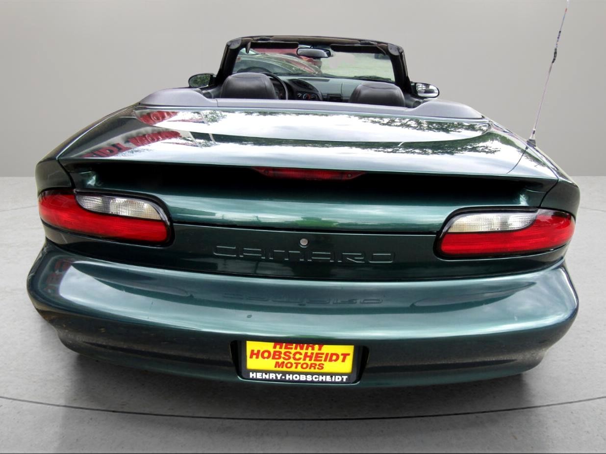 Chevrolet-Camaro-1995-Convertible-2