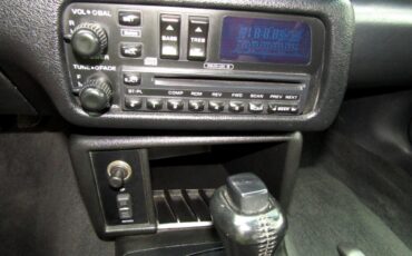 Chevrolet-Camaro-1995-Convertible-21