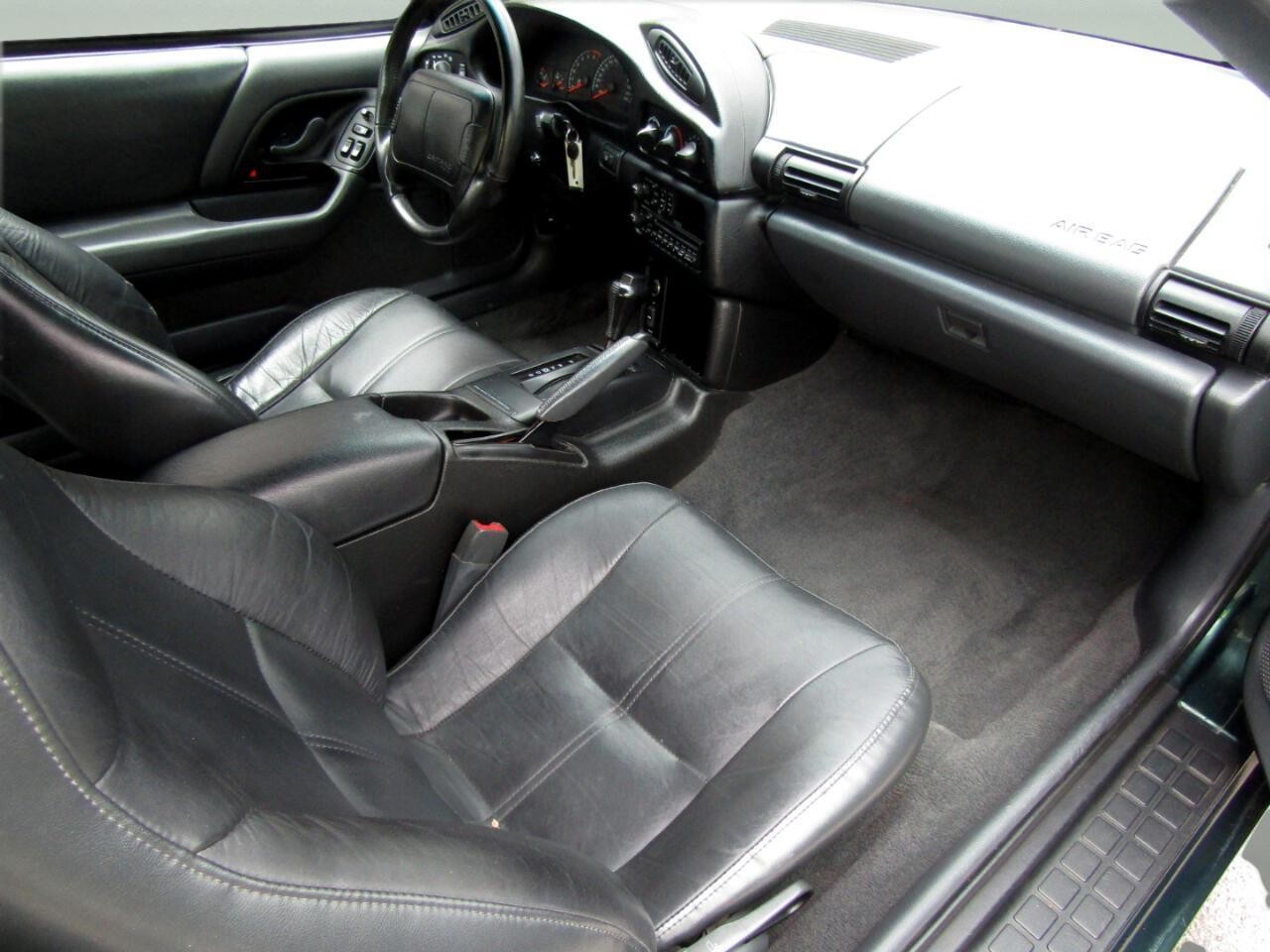 Chevrolet-Camaro-1995-Convertible-23
