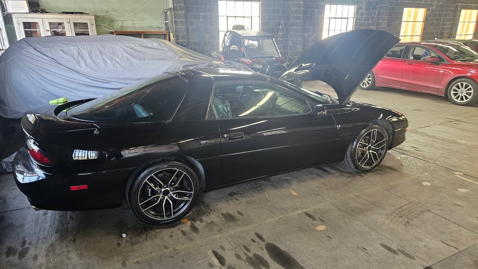 Chevrolet-Camaro-1995-Coupe-2