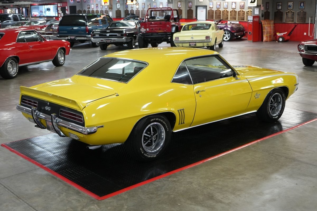 Chevrolet-Camaro-RSSS-Style-1969-Coupe-14