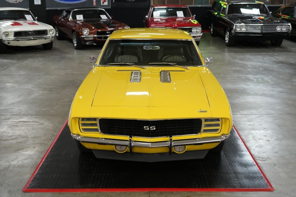 Chevrolet-Camaro-RSSS-Style-1969-Coupe-17