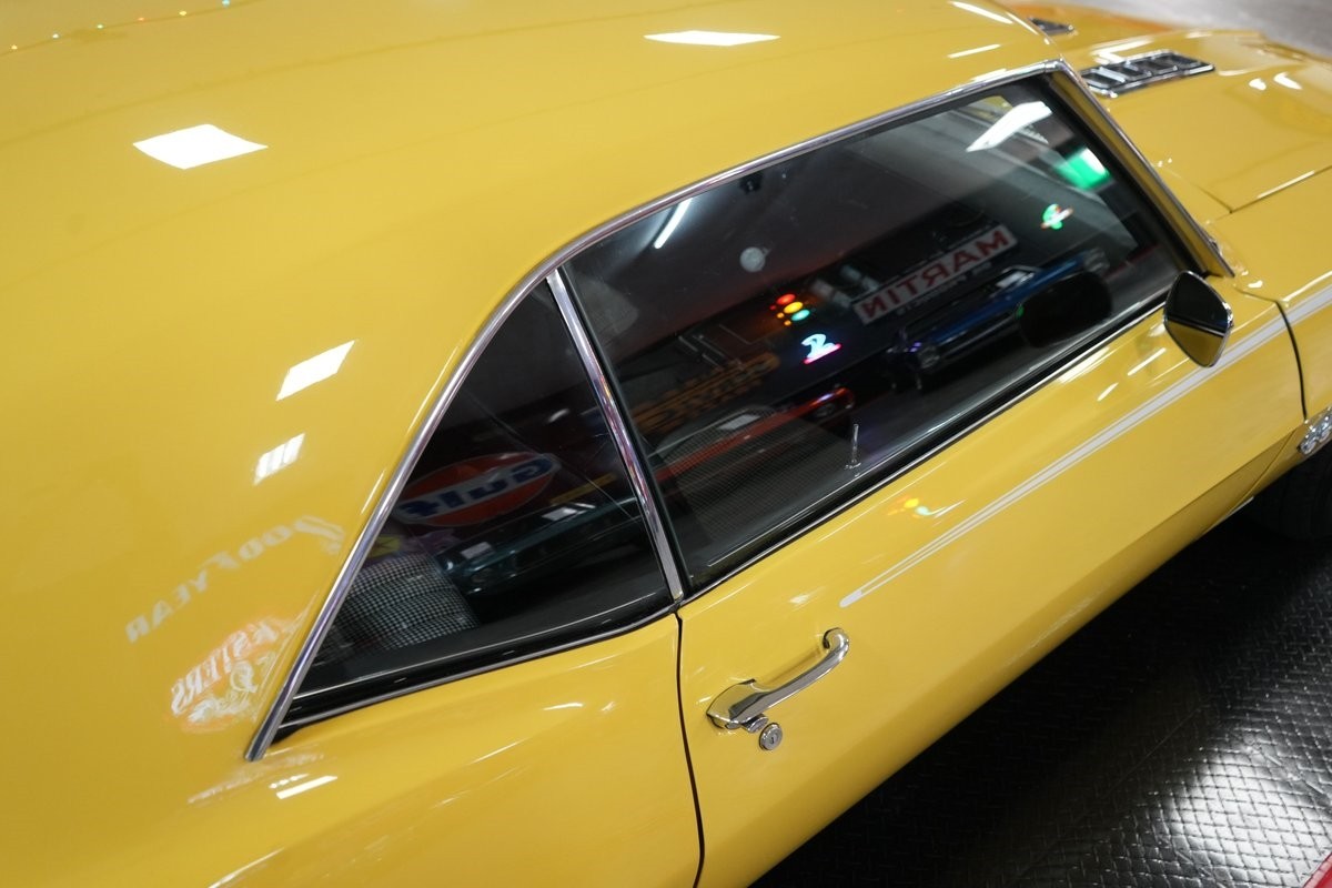 Chevrolet-Camaro-RSSS-Style-1969-Coupe-38