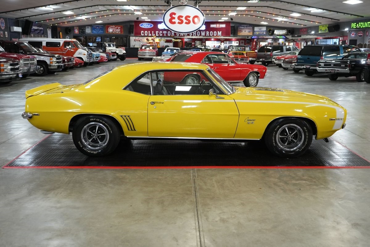 Chevrolet-Camaro-RSSS-Style-1969-Coupe-6