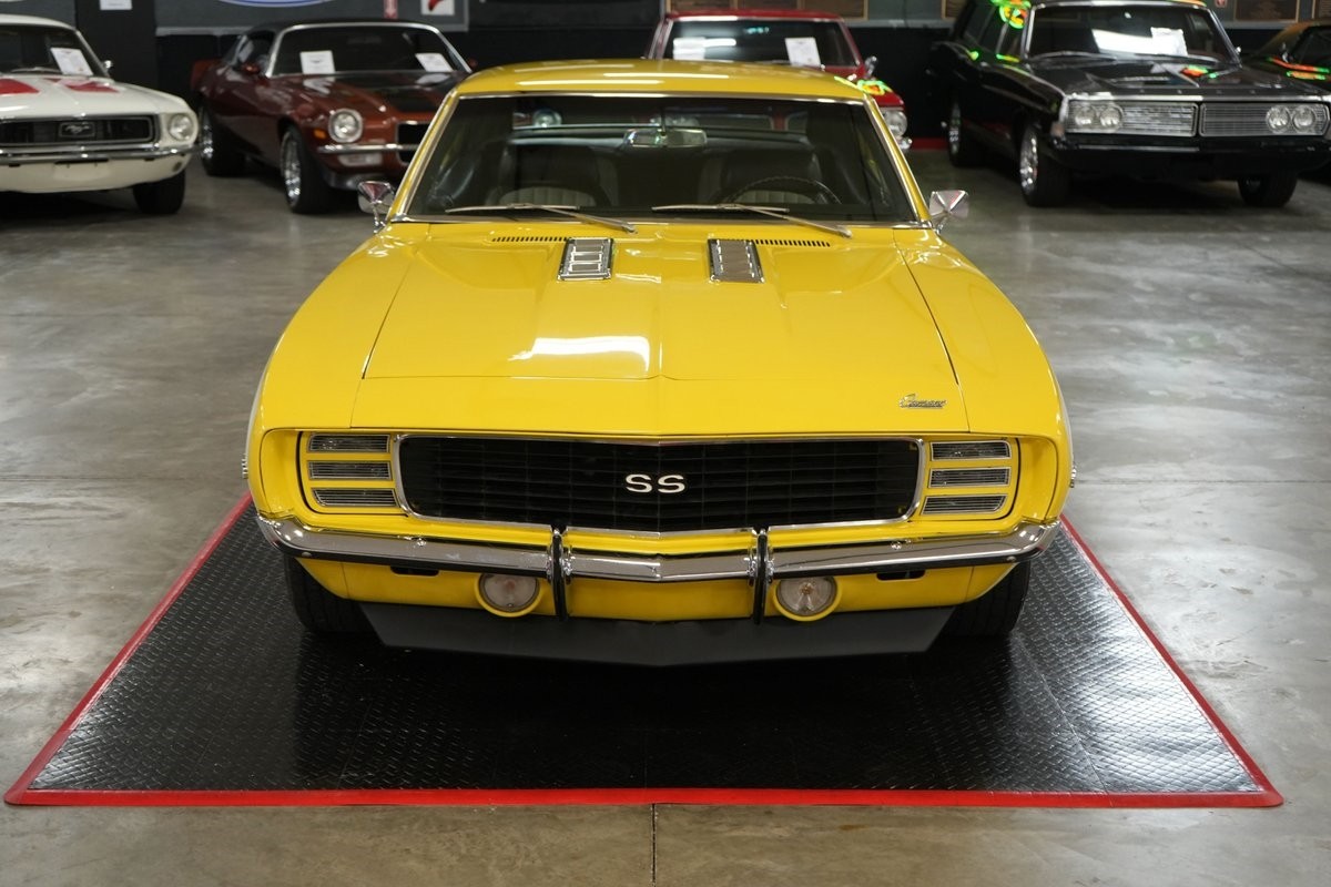 Chevrolet-Camaro-RSSS-Style-1969-Coupe-8