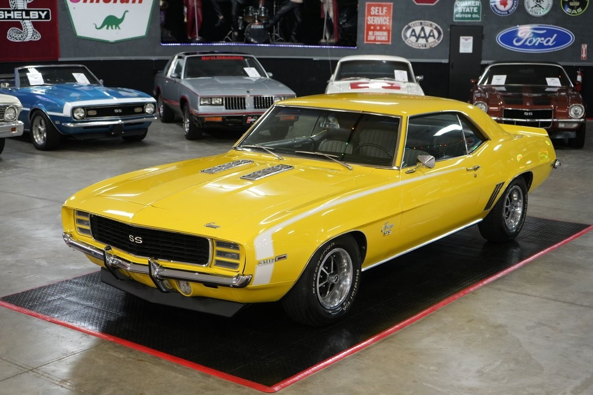 Chevrolet-Camaro-RSSS-Style-1969-Coupe-9