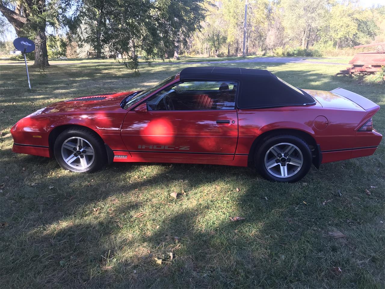 Chevrolet-Camaro-iroc-z28-1987-Red-Red-12