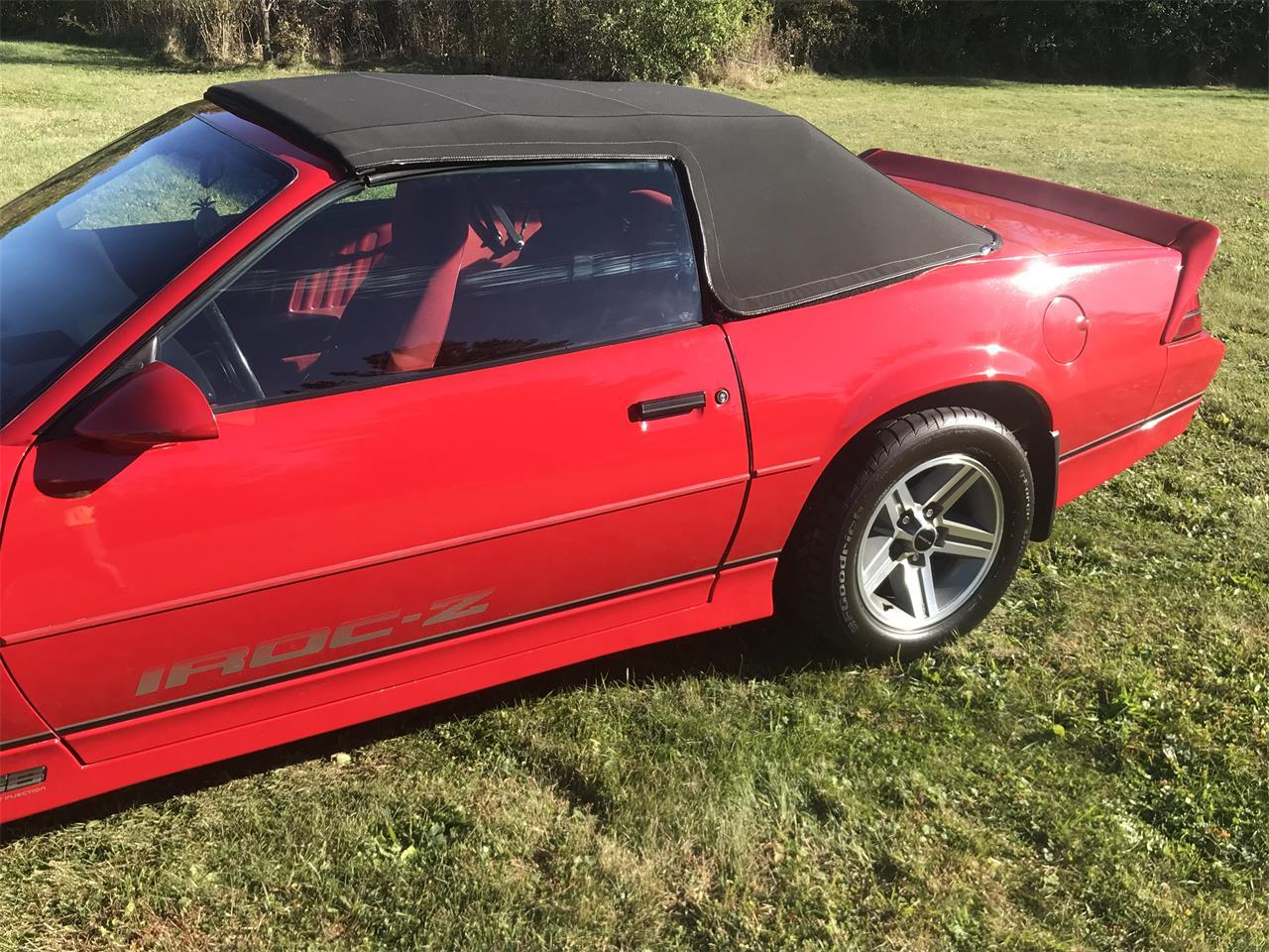 Chevrolet-Camaro-iroc-z28-1987-Red-Red-13