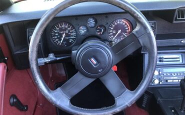 Chevrolet-Camaro-iroc-z28-1987-Red-Red-14
