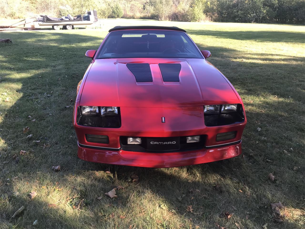 Chevrolet-Camaro-iroc-z28-1987-Red-Red-4