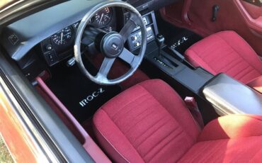 Chevrolet-Camaro-iroc-z28-1987-Red-Red-5