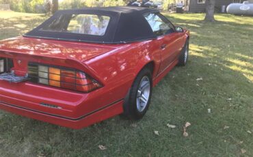 Chevrolet-Camaro-iroc-z28-1987-Red-Red-8