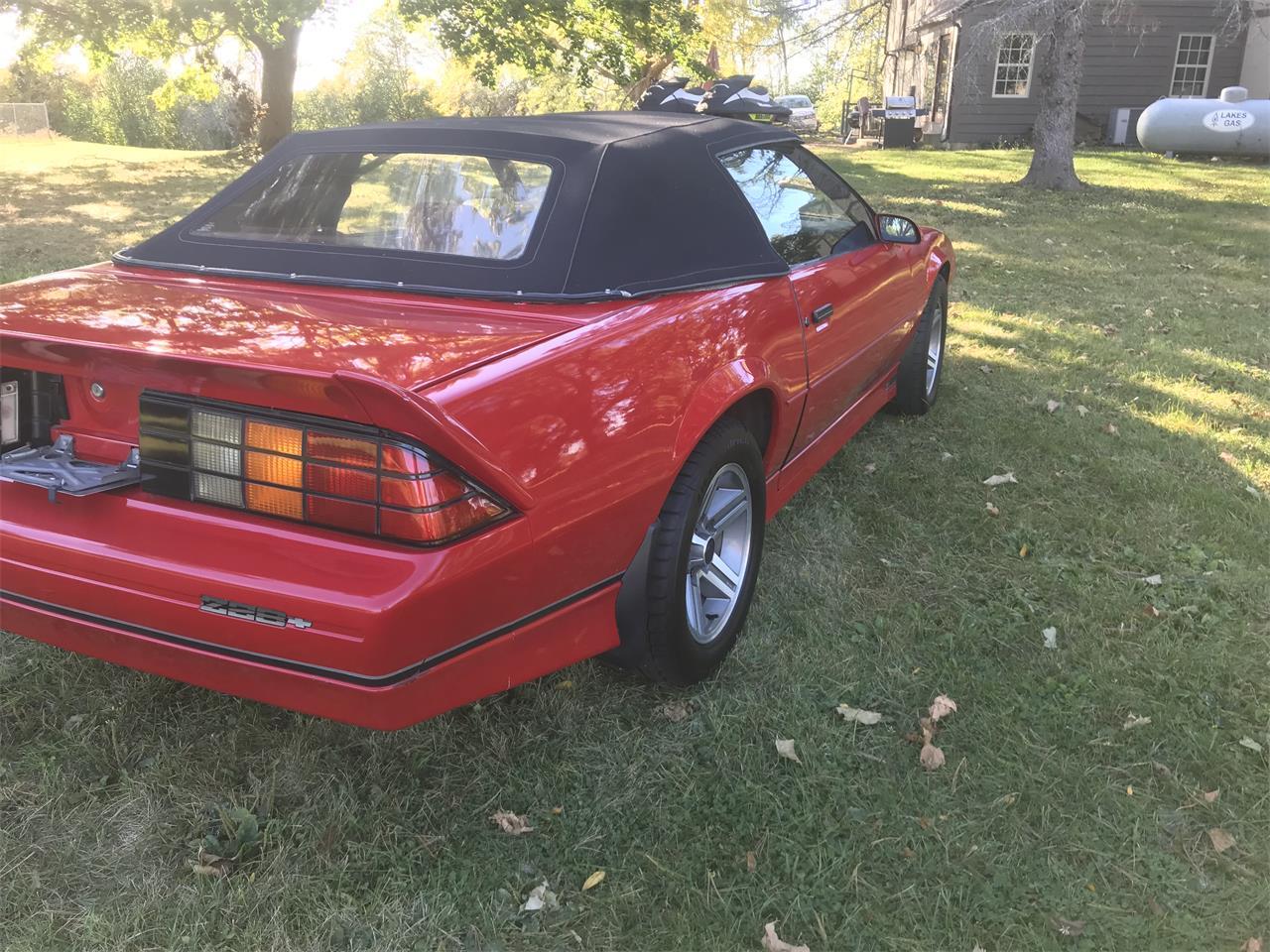 Chevrolet-Camaro-iroc-z28-1987-Red-Red-8