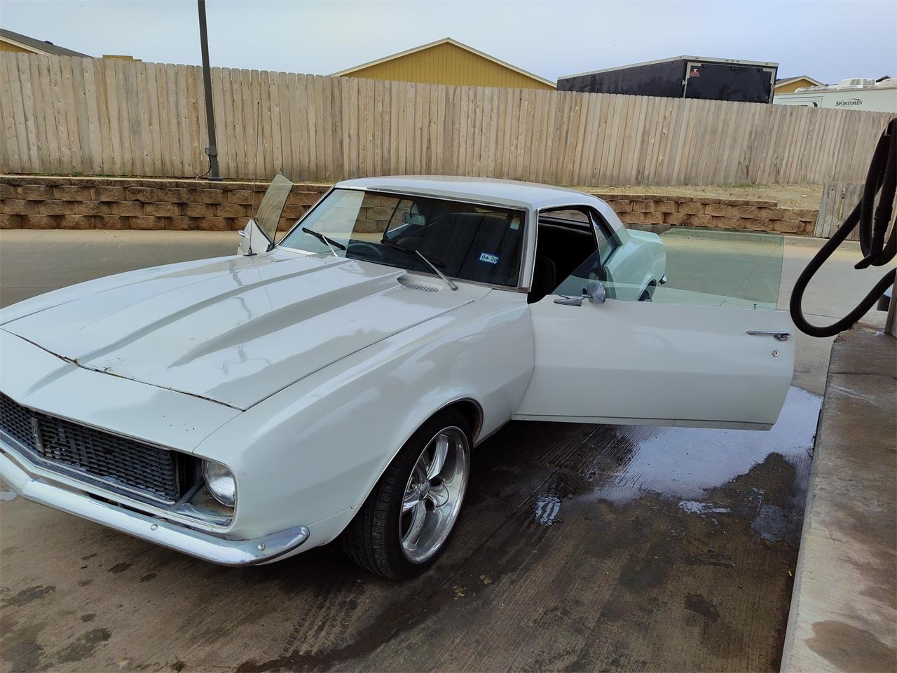 Chevrolet-Camaro-rs-1968-White-Black-11