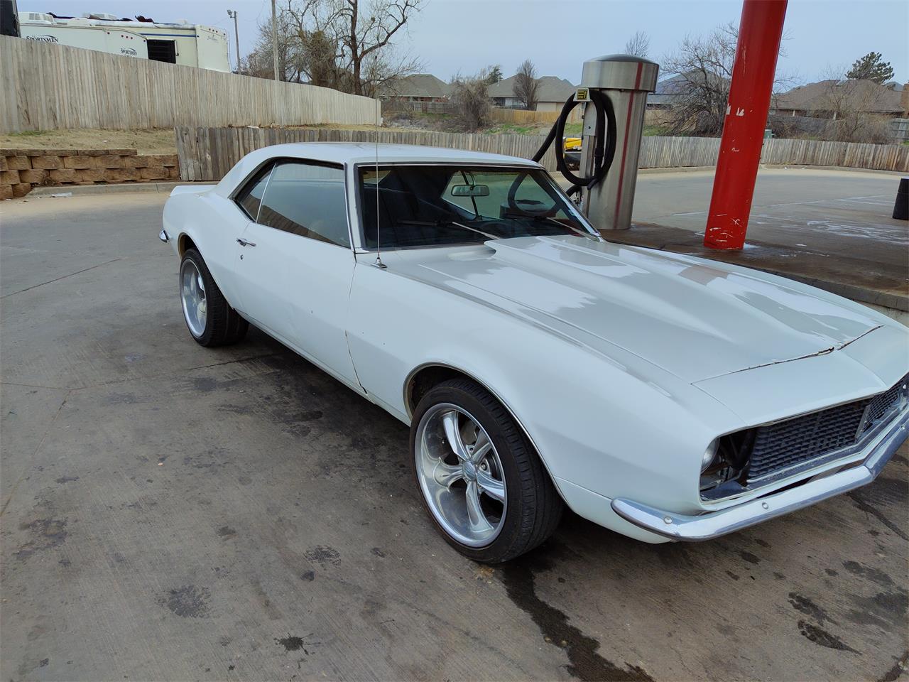Chevrolet-Camaro-rs-1968-White-Black-2