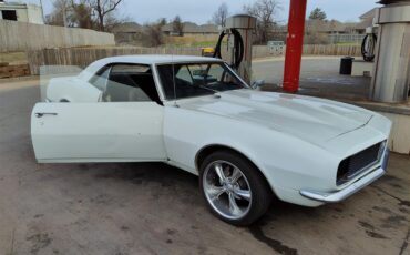 Chevrolet-Camaro-rs-1968-White-Black-3
