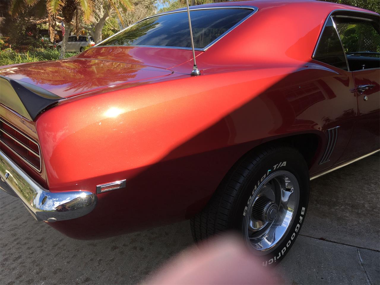 Chevrolet-Camaro-rs-1969-BurgandyRed-Black-28
