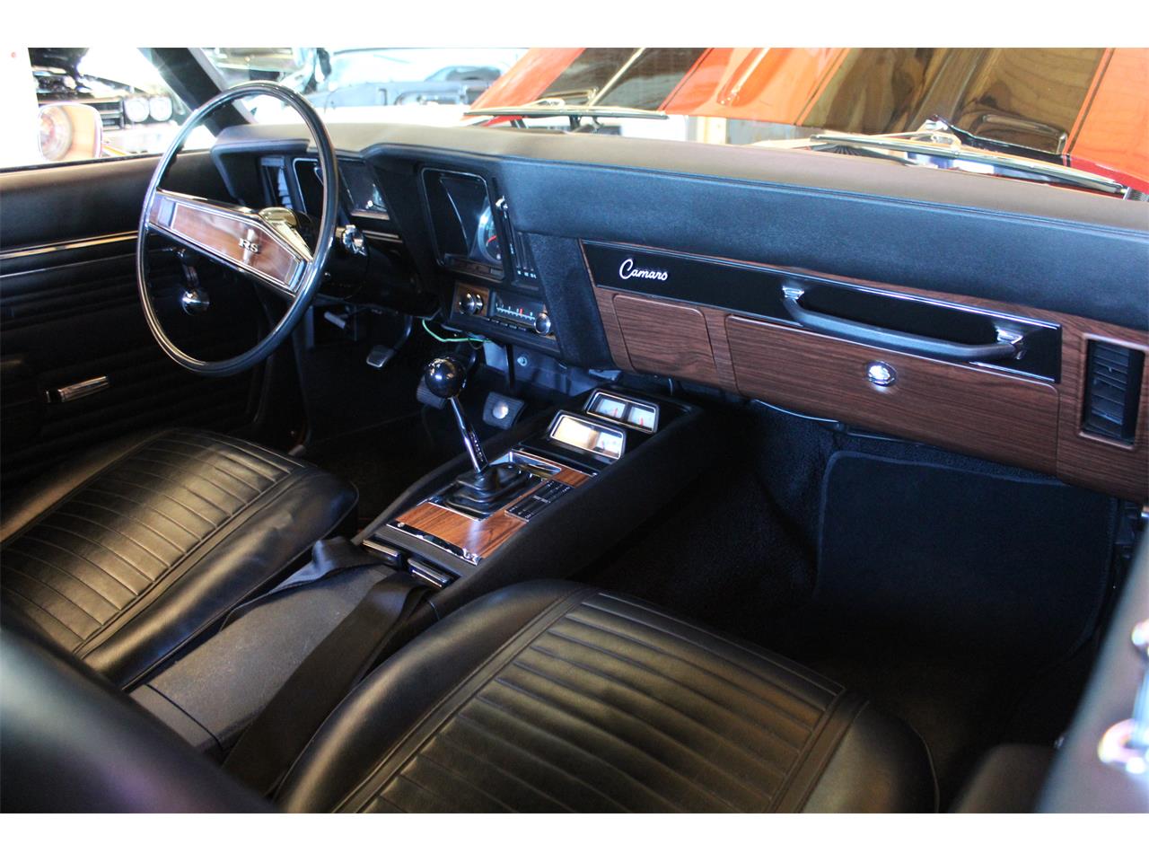 Chevrolet-Camaro-rs-1969-Red-Black-13