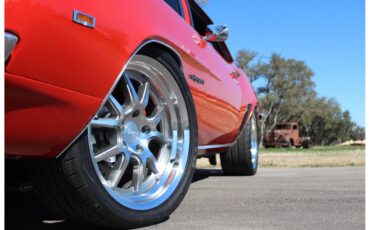 Chevrolet-Camaro-rs-1969-Red-Black-17