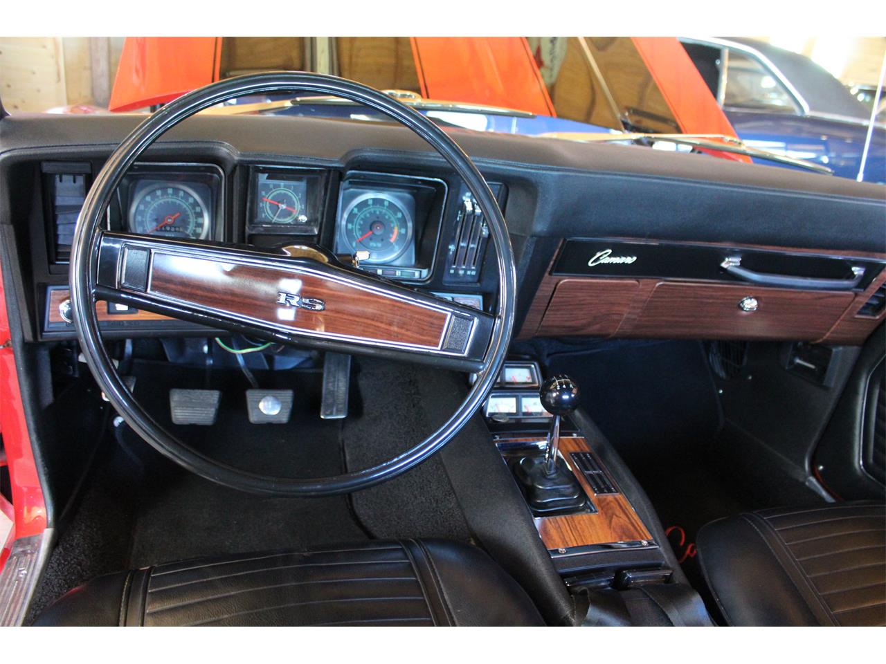 Chevrolet-Camaro-rs-1969-Red-Black-28