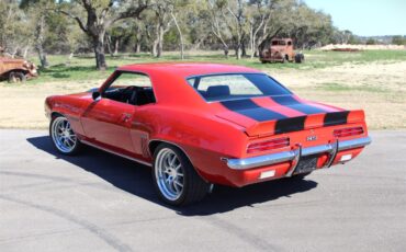 Chevrolet-Camaro-rs-1969-Red-Black-3