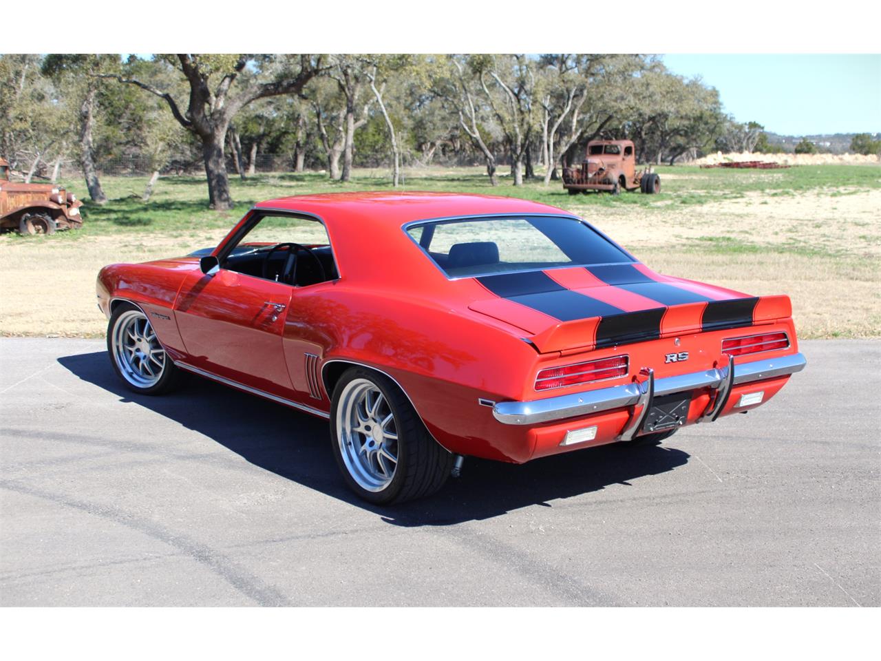 Chevrolet-Camaro-rs-1969-Red-Black-3