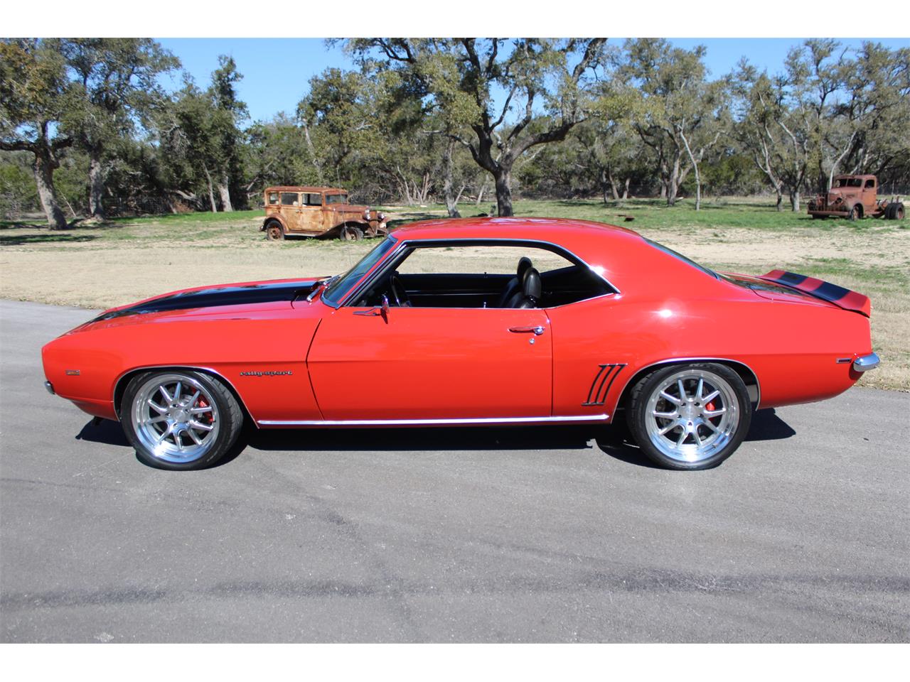 Chevrolet-Camaro-rs-1969-Red-Black-40