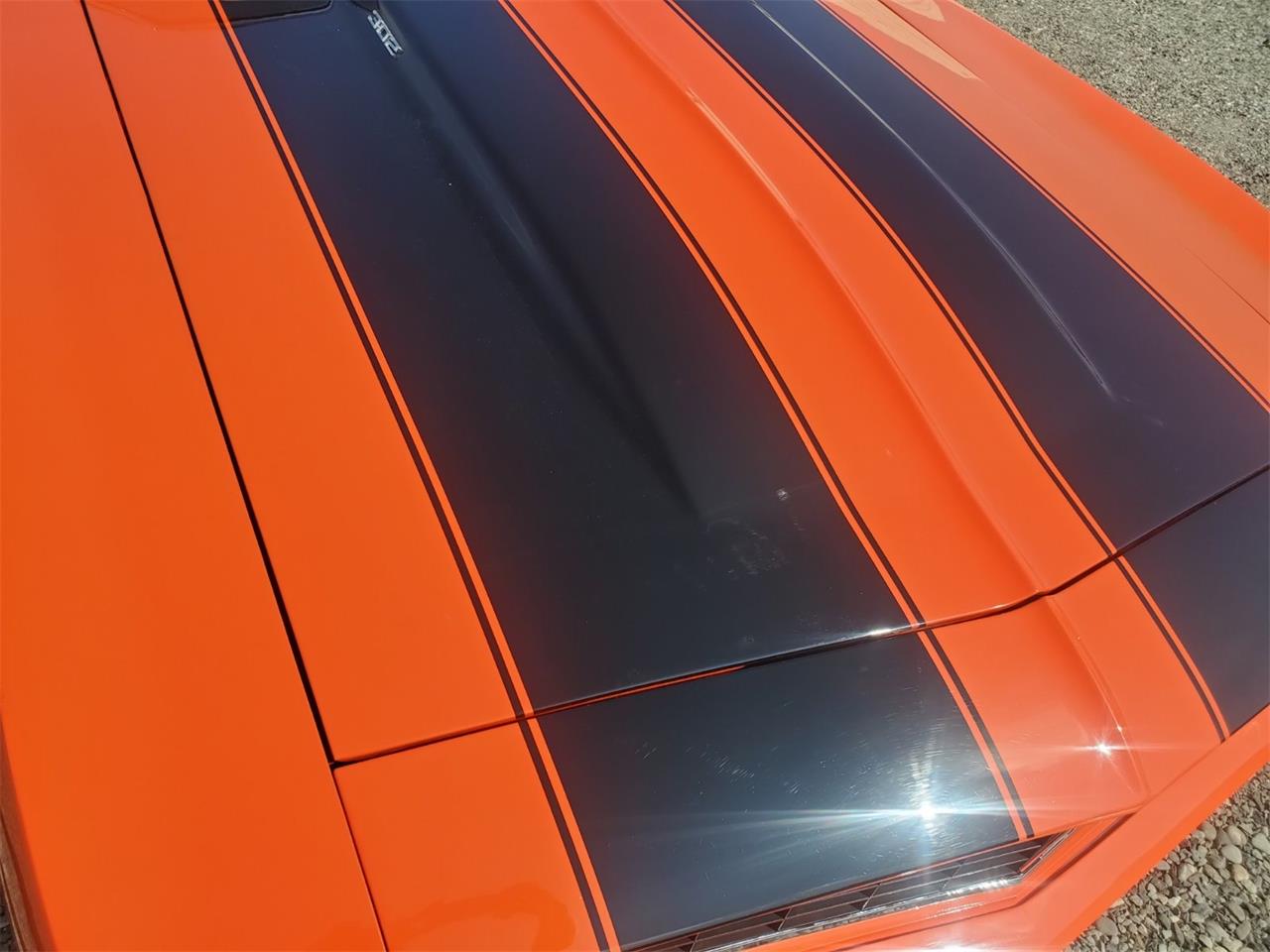 Chevrolet-Camaro-rs-z28-1969-Hugger-Orange-Black-Hounds-tooth-25