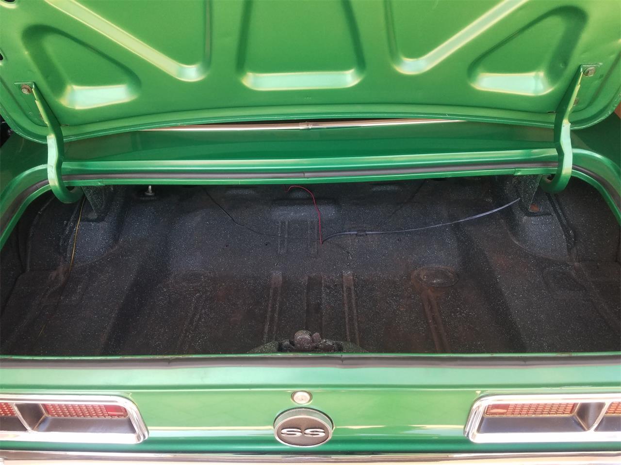 Chevrolet-Camaro-rsss-1968-Rallye-Green-Black-17