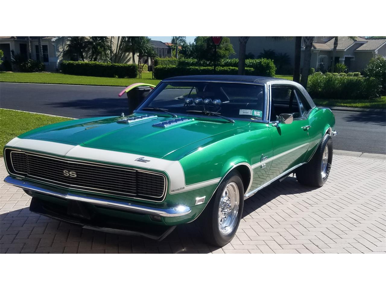 Chevrolet-Camaro-rsss-1968-Rallye-Green-Black-2