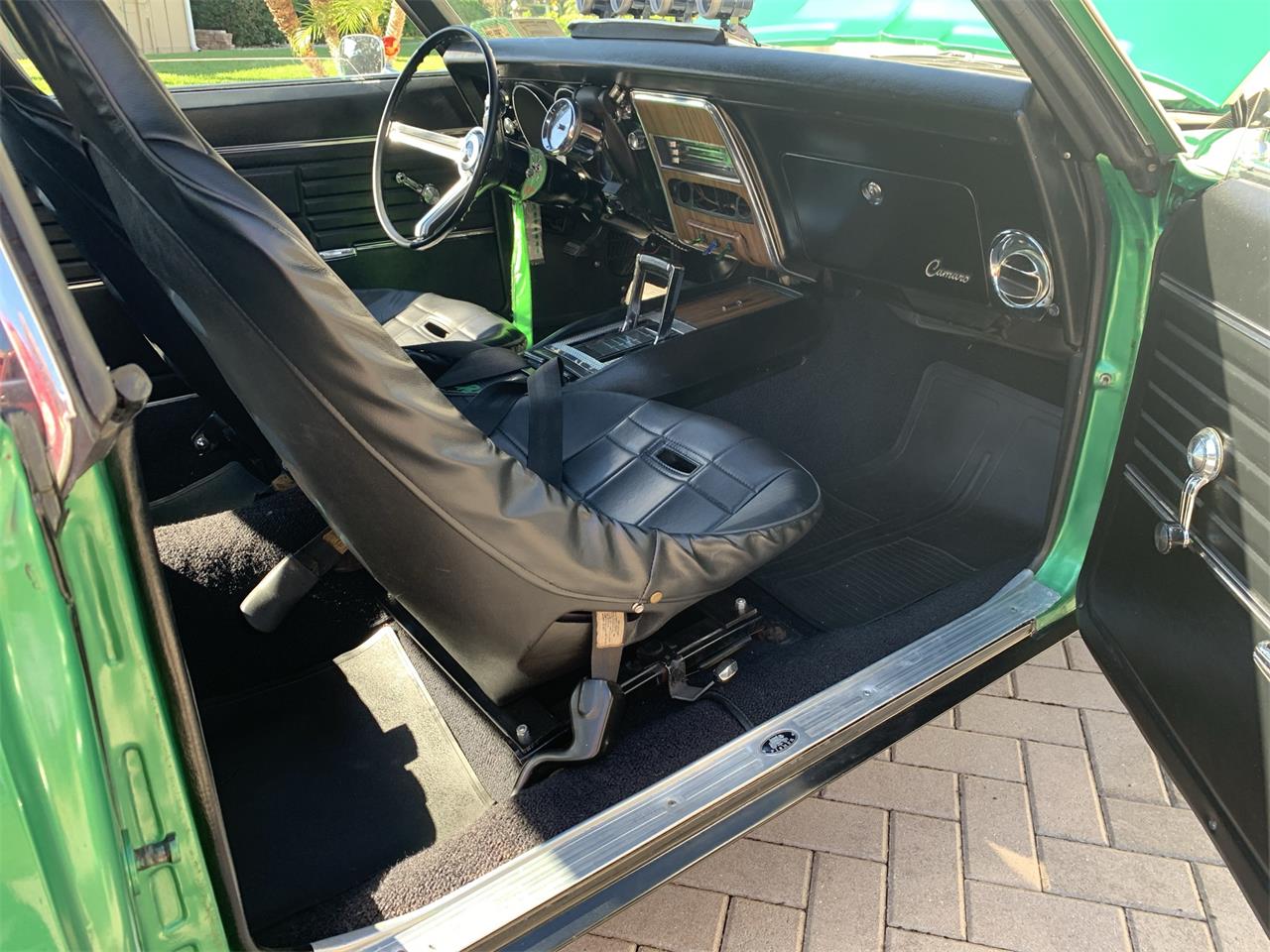 Chevrolet-Camaro-rsss-1968-Rallye-Green-Black-20