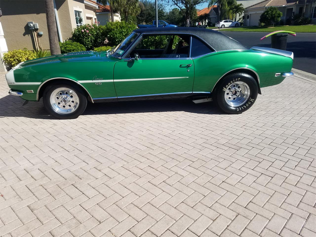 Chevrolet-Camaro-rsss-1968-Rallye-Green-Black-4