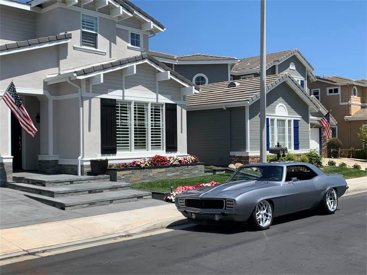 Chevrolet-Camaro-rsss-1969-silver-black-2