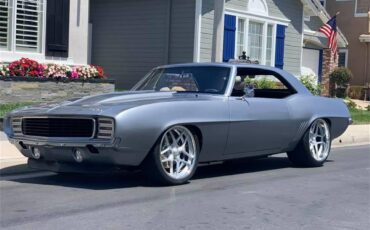 Chevrolet-Camaro-rsss-1969-silver-black