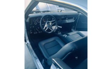 Chevrolet-Camaro-rsss-1969-silver-black-44