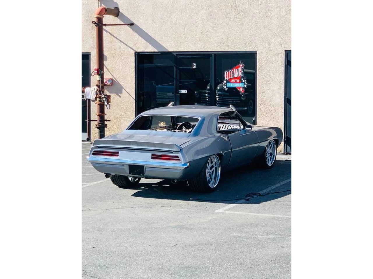 Chevrolet-Camaro-rsss-1969-silver-black-45