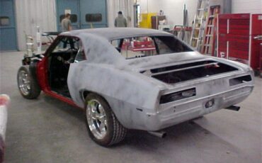 Chevrolet-Camaro-ss-1969-Ferrari-red-Black-18