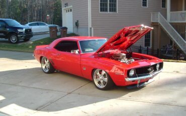Chevrolet-Camaro-ss-1969-Ferrari-red-Black-22