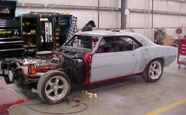 Chevrolet-Camaro-ss-1969-Ferrari-red-Black-36
