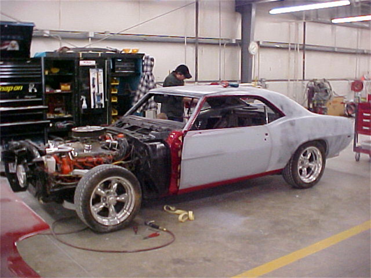 Chevrolet-Camaro-ss-1969-Ferrari-red-Black-36