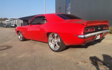 Chevrolet-Camaro-ss-1969-Ferrari-red-Black-37