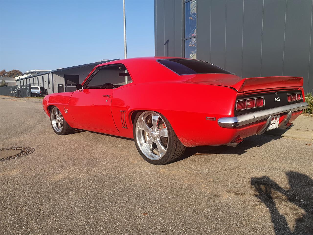 Chevrolet-Camaro-ss-1969-Ferrari-red-Black-37