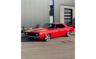 Chevrolet-Camaro-ss-1969-Ferrari-red-Black