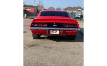 Chevrolet-Camaro-ss-1969-Ferrari-red-Black-40