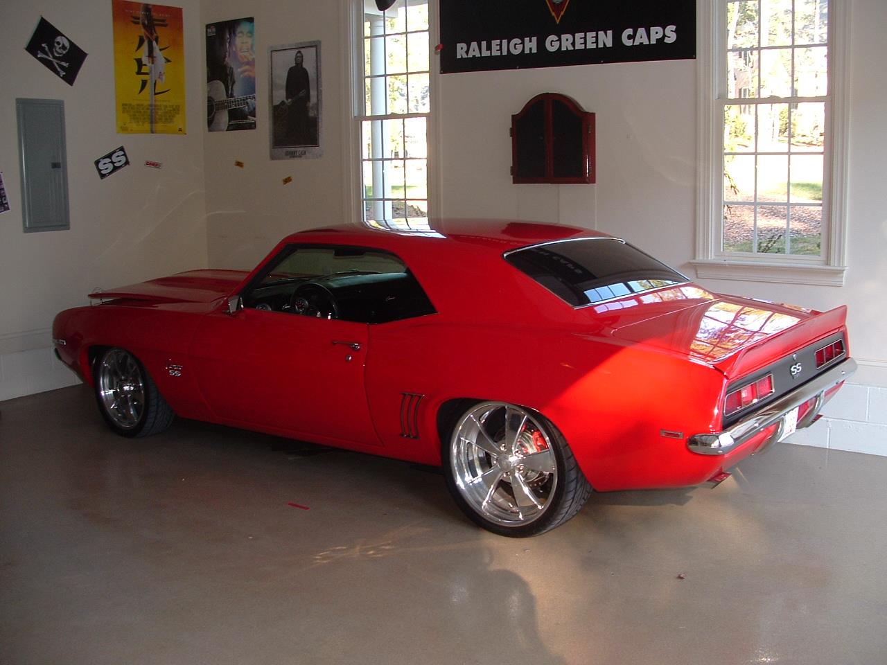Chevrolet-Camaro-ss-1969-Ferrari-red-Black-42